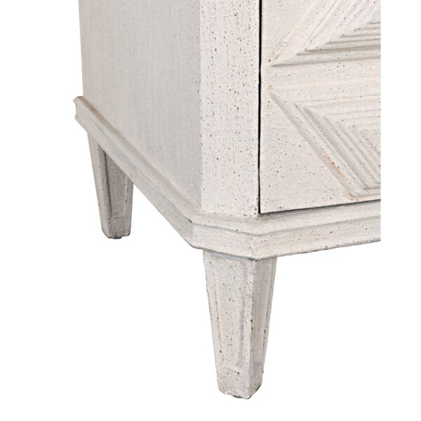 Giza 2 drawer Dresser leg detail