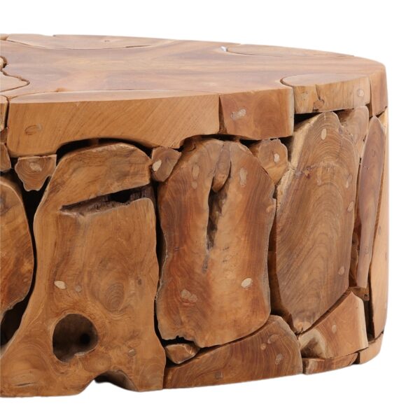 Oval teak coffee table for indoor and outdoor use, detail.