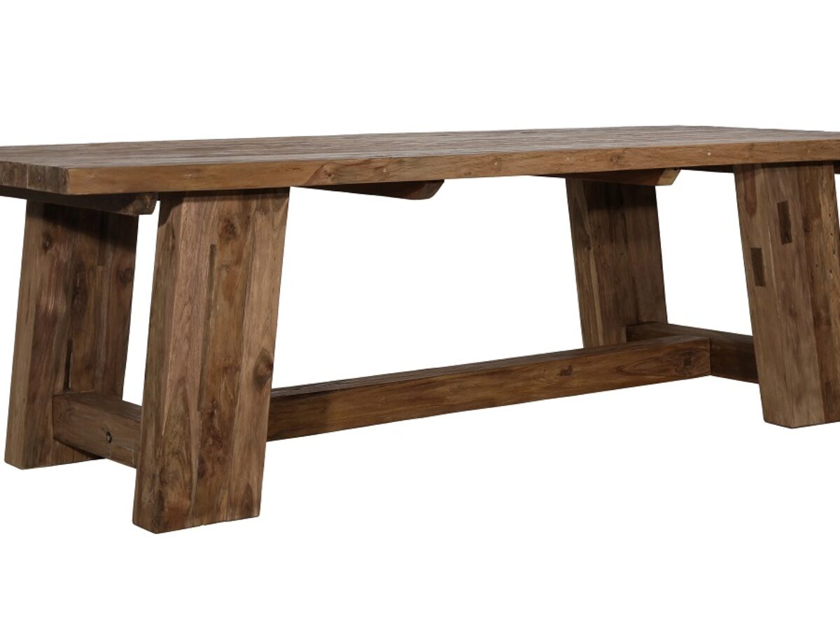 dov29031-natl-front-three-